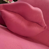 Le Kiss Sofa