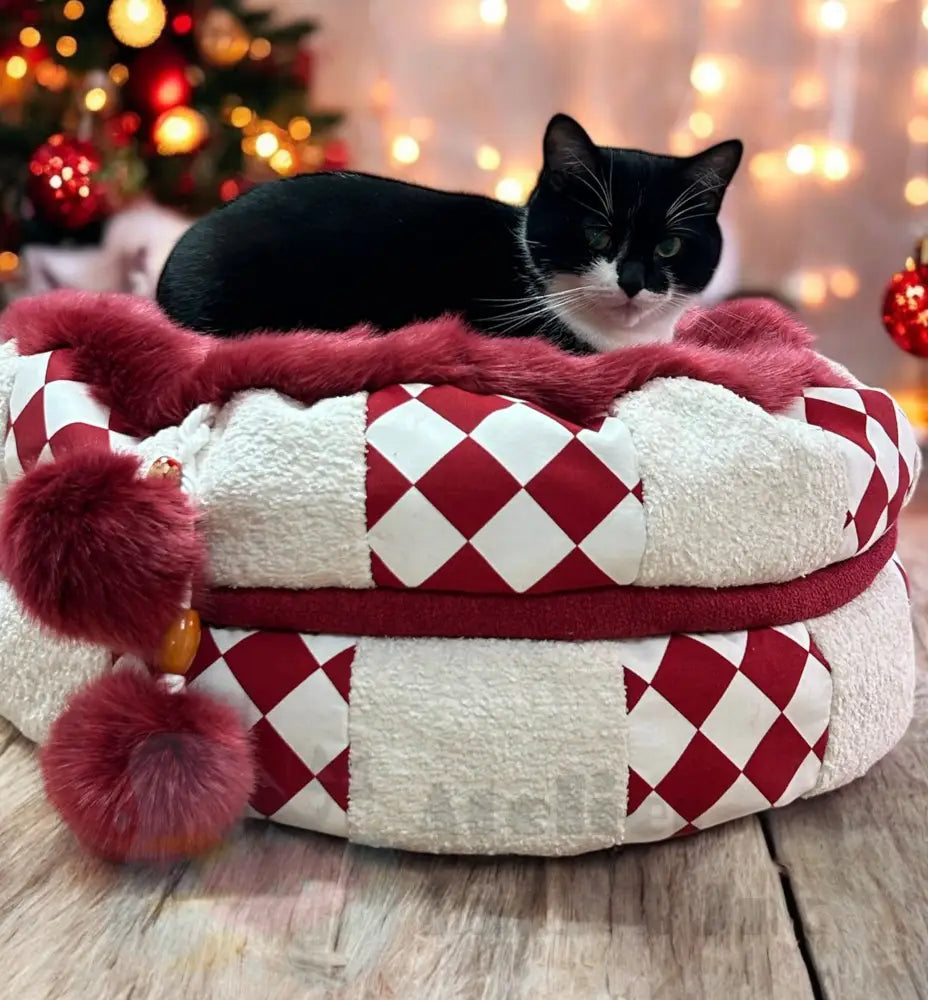 Beanbag for small pet - Holiday Version